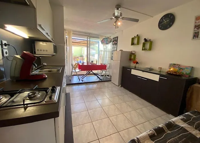 Apartment T2 Lumineux Avec Jardin, Proche A Narbonne - 4 Pers, Equipement Complet, Environnement Calme - Fr-1-795-27 *