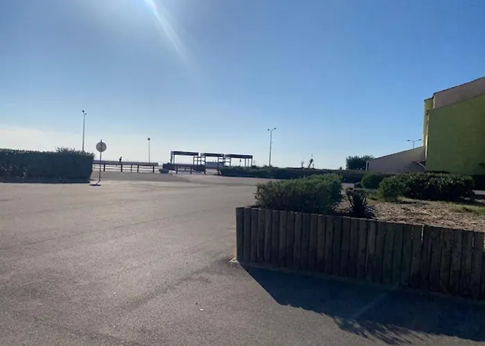 Apartment T2 Lumineux Avec Jardin, Proche A Narbonne - 4 Pers, Equipement Complet, Environnement Calme - Fr-1-795-27 *